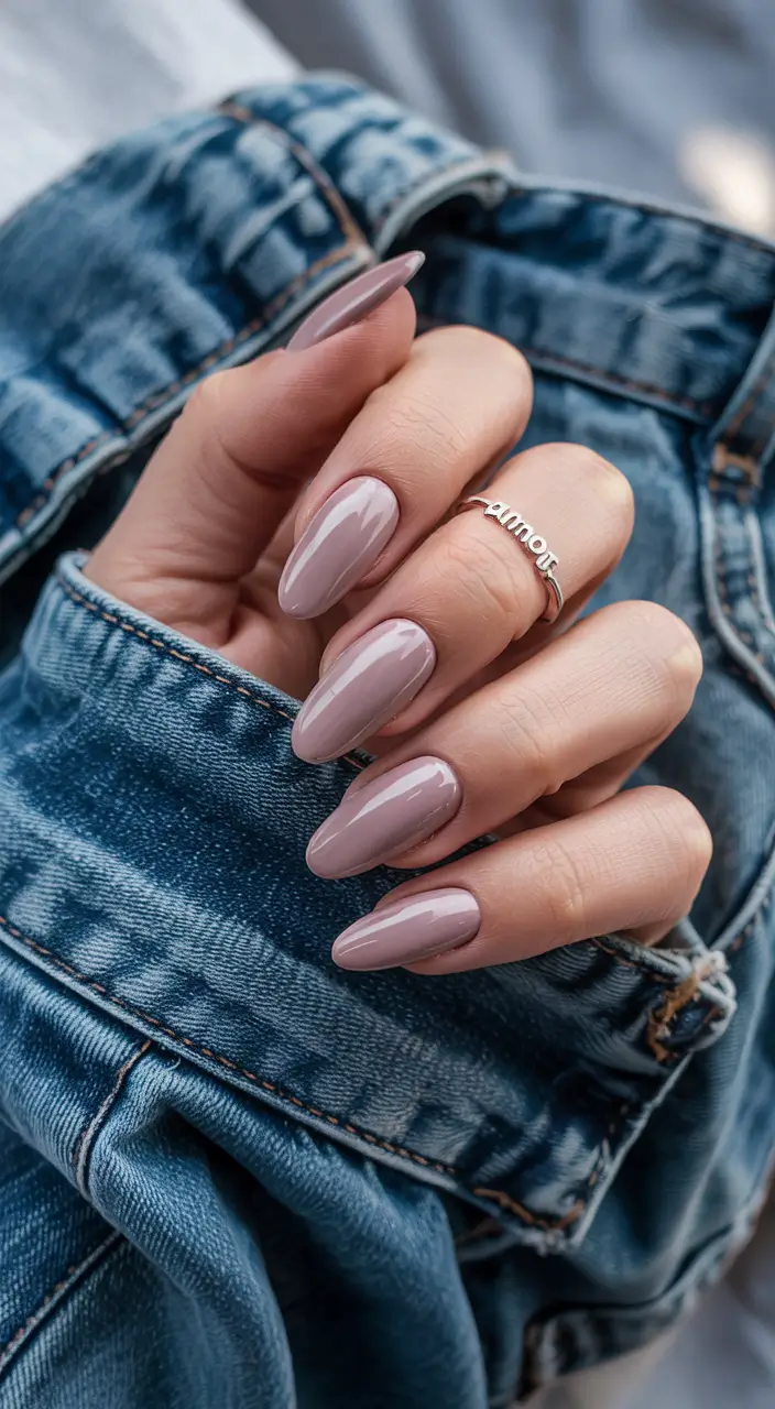 fall/winter nails colors Glossy Taupe Perfection