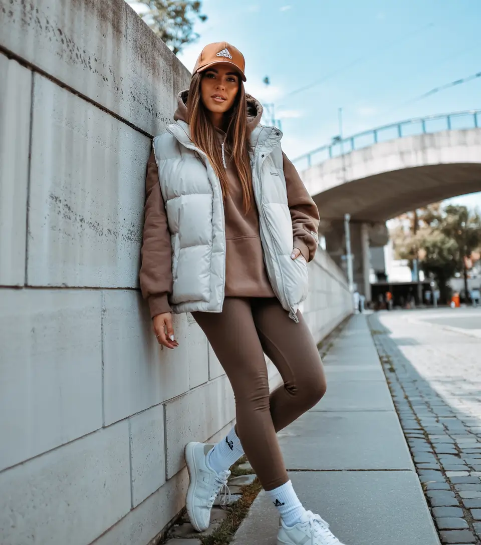 comfy winter outfits 2025 Sporty Streetwear Energy