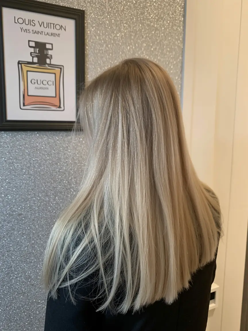 winter hair colors for blondes Champagne Sleek Finish