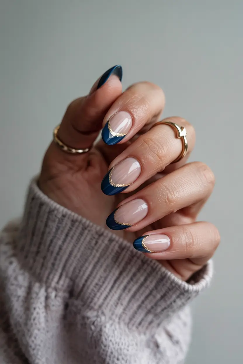 christmas-nails-ideas-2025-2026-navy-french
