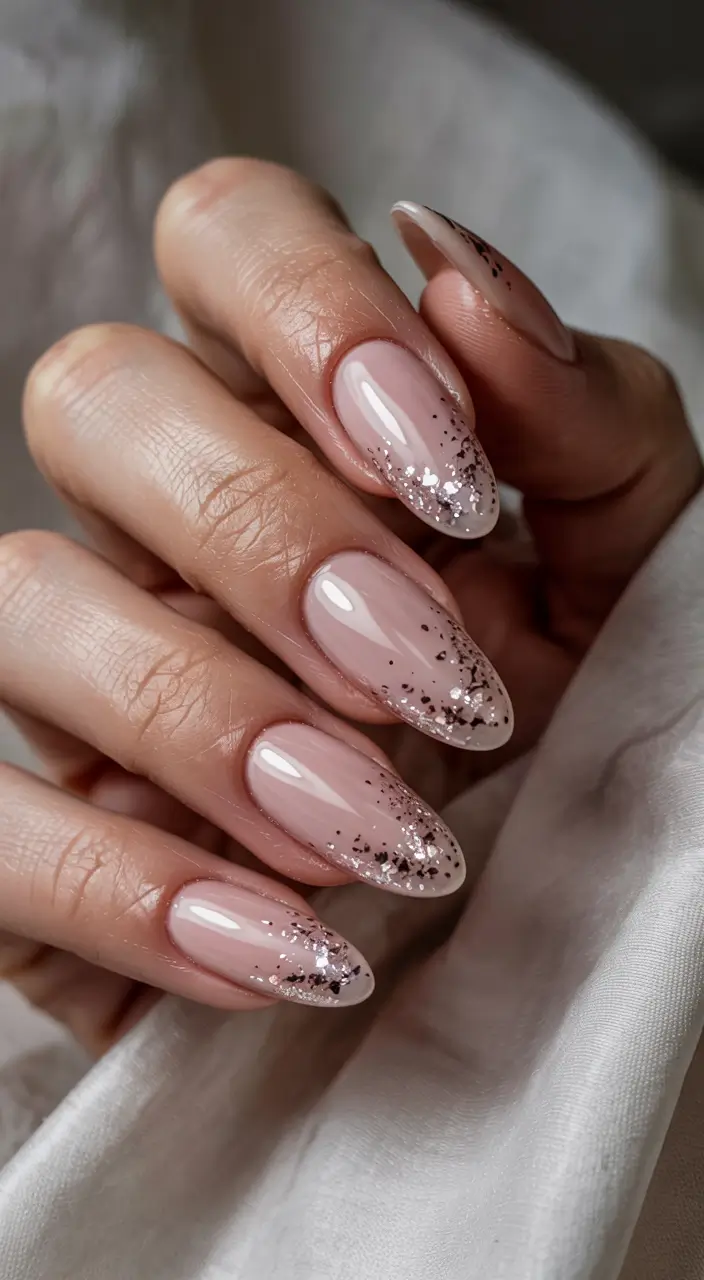 short winter nails ideas Champagne Dust Glow