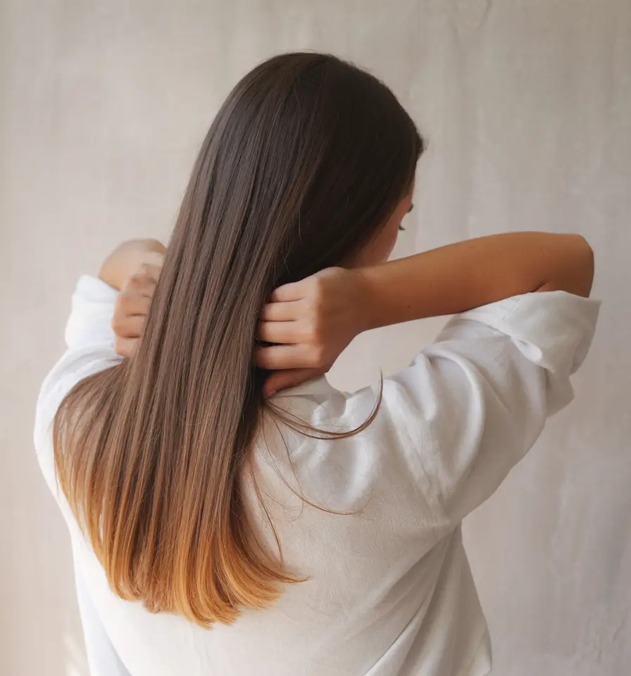 Sleek Long Brunette With Subtle Fade Winter Haircuts and Colors 2025 2026 Trends