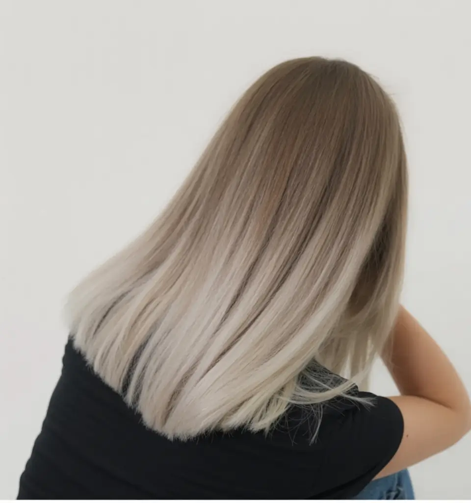 february hair color ideas 2026 Soft Mocha To Pearl Blonde Straight Blend