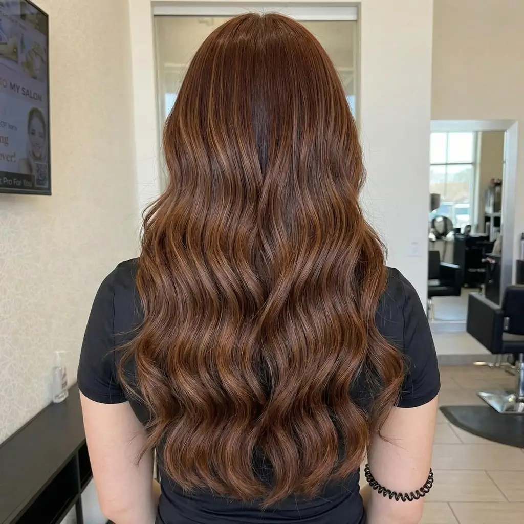 effortless spring hair trends 2026 Cinnamon Brown Waves for Warm Spring Energy