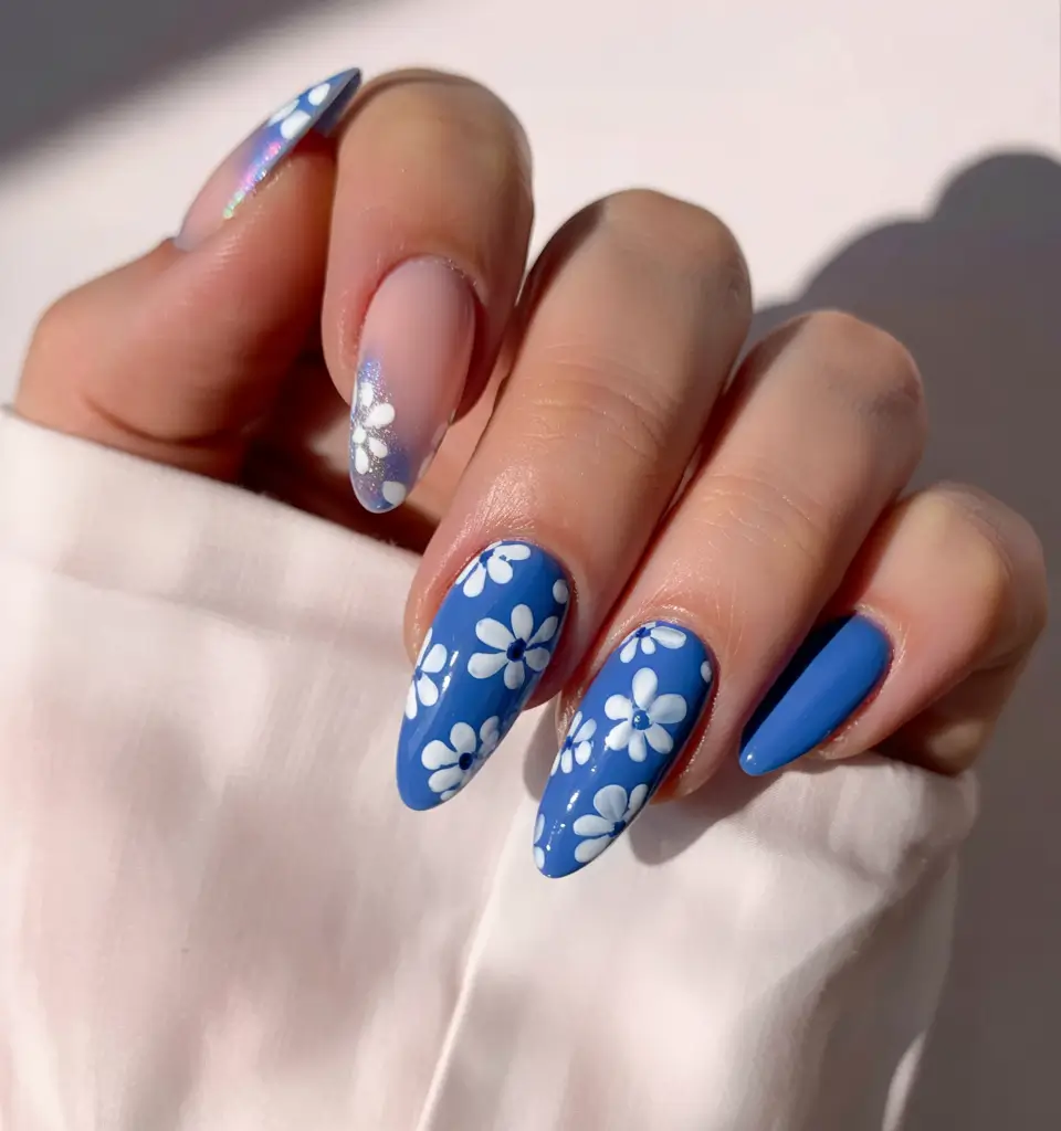March Nail Colors - spring Ideas 2026 Blooming Blue Florals for a Cheerful Spring Moment