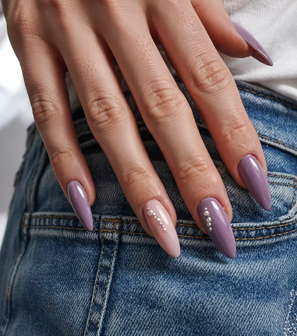 March Nails - Spring Ideas 2026 Pastel Lavender With Pearl Accents for a Tender Spring Glow