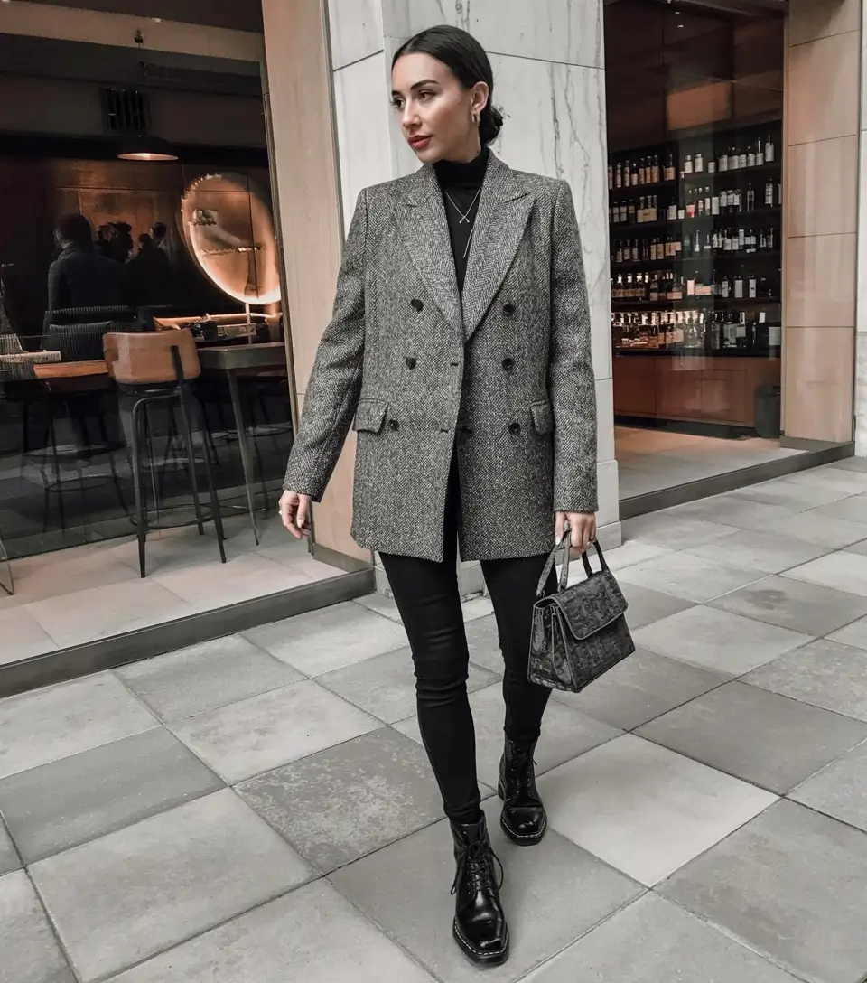 March Outfits - spring Ideas 2026 Tailored Grey Layers with Sleek Black Accents